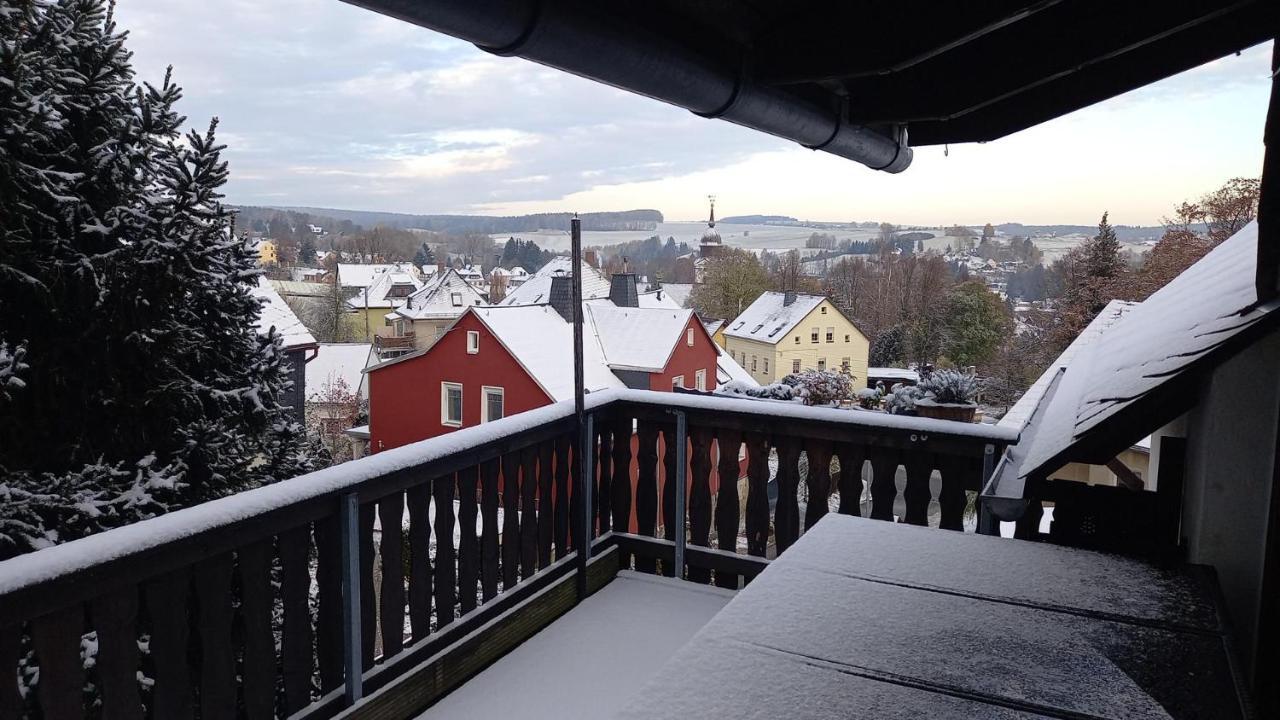 Familienfreundliche Ferienwohnung Erzgebirge Schneeberg  Εξωτερικό φωτογραφία